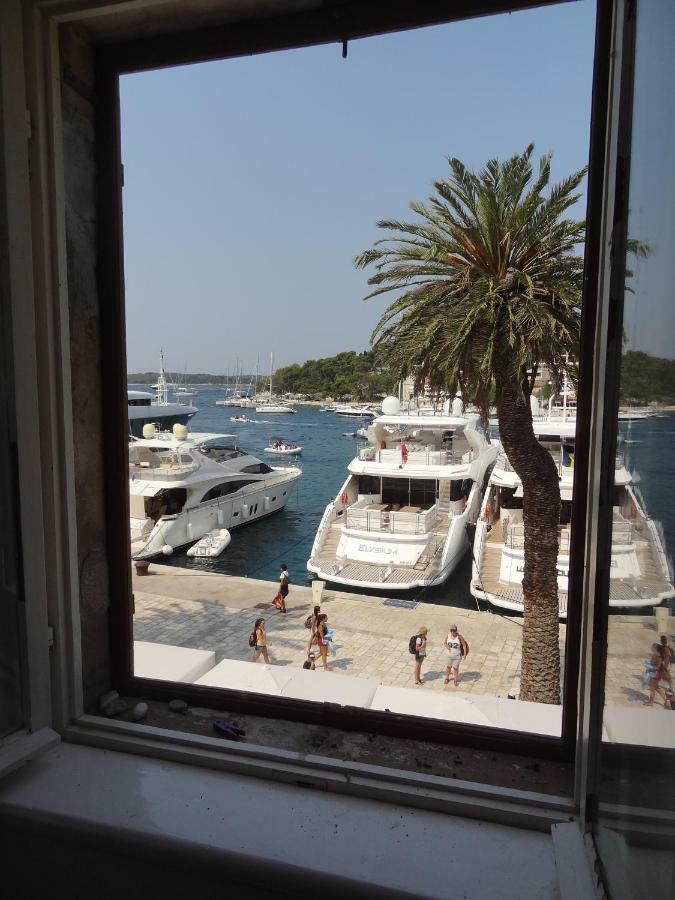 Inn Town Center Hvar Town Esterno foto